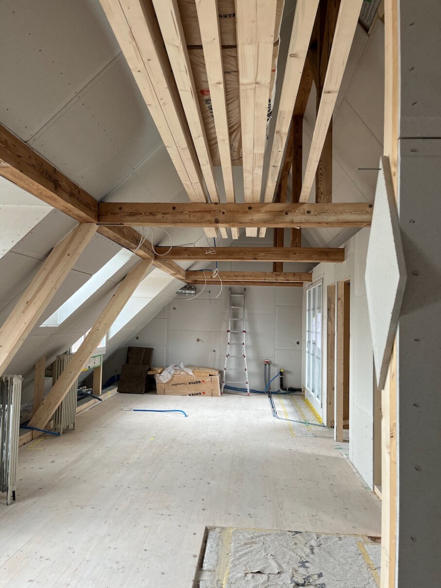 1820 Liftanbau, Dachausbau und Heizungsersatz Mehrfamilienhaus Länggasse Bern Dachgeschoss